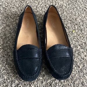 Vionic Flats